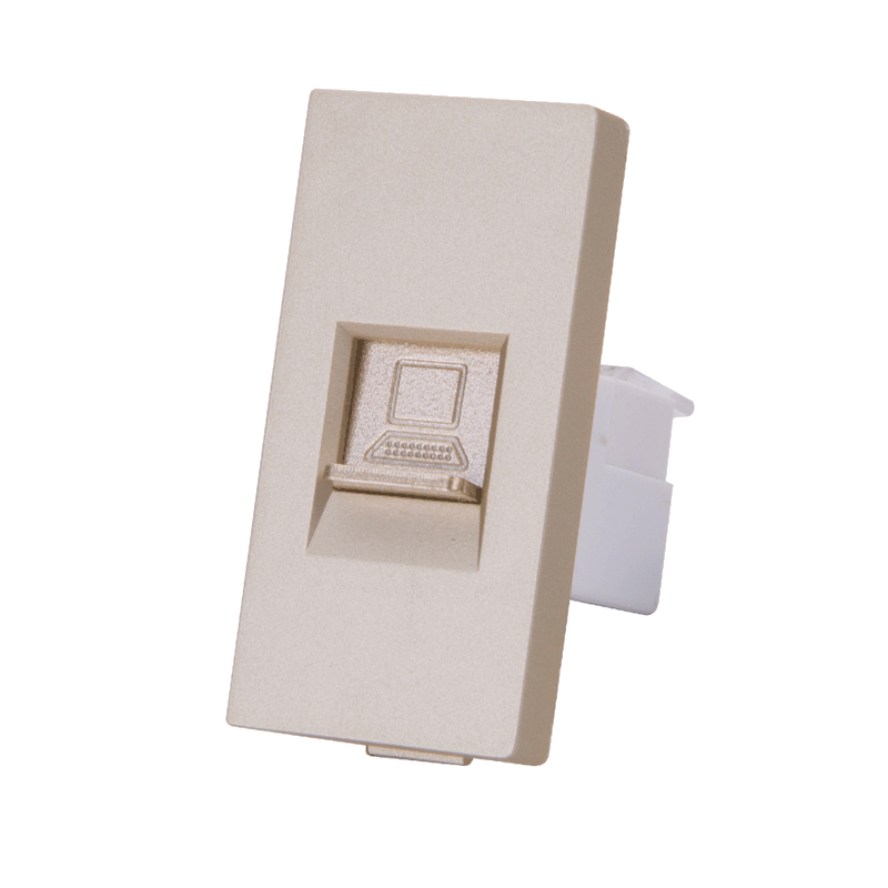 PC konektor (RJ45) - Polovičný